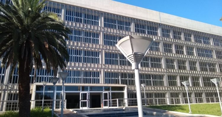 Detuvieron a un policía por los hurtos en Tribunales y no descartan que haya más implicados