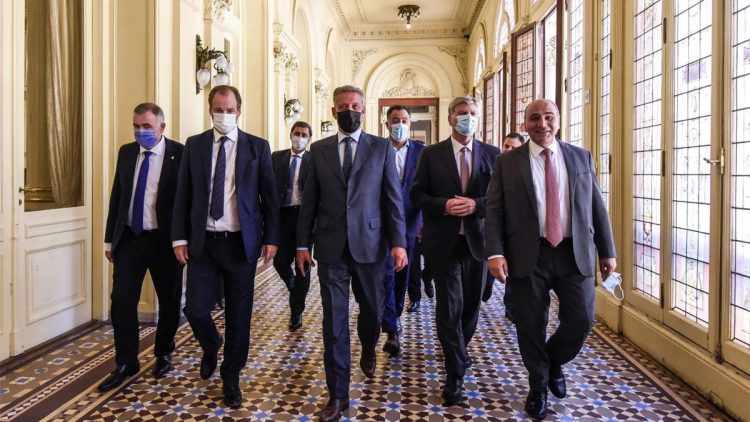 Gobernadores oficialistas y opositores se expresaron a favor del acuerdo con el FMI