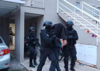 Fue detenido un policía federal de Villa María por encubrimiento a Generación Zoe