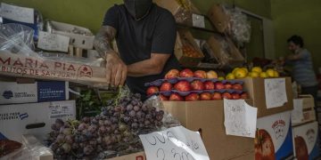 Advierten por una desmesura en los precios de frutas y verduras
