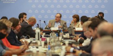 Con concesiones y un nuevo texto, el oficialismo logró el dictamen para votar el pacto con el FMI