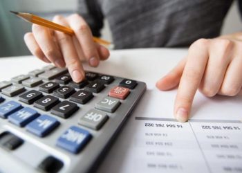 Impuestos, tasas y servicios abusivos