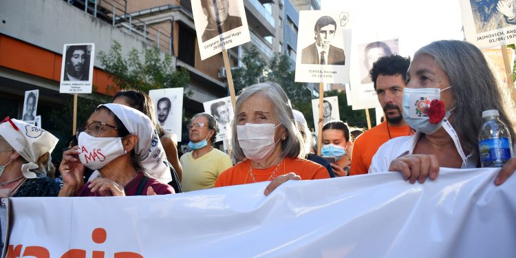 En Córdoba se escucharon consignas contra el FMI, el poder económico, mediático y la Justicia