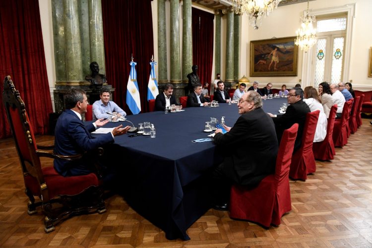 Desde el lunes, el Congreso discutirá la renegociación de la deuda con el Fondo