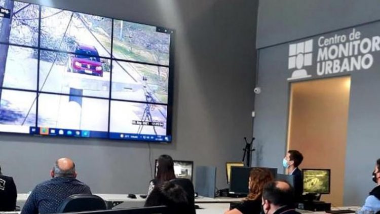 Desde el viernes, empiezan a cobrar multas detectadas con cámaras de la Policía