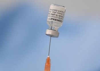 Un estudio argentino publicado en The Lancet confirma la importancia de recibir la tercera dosis