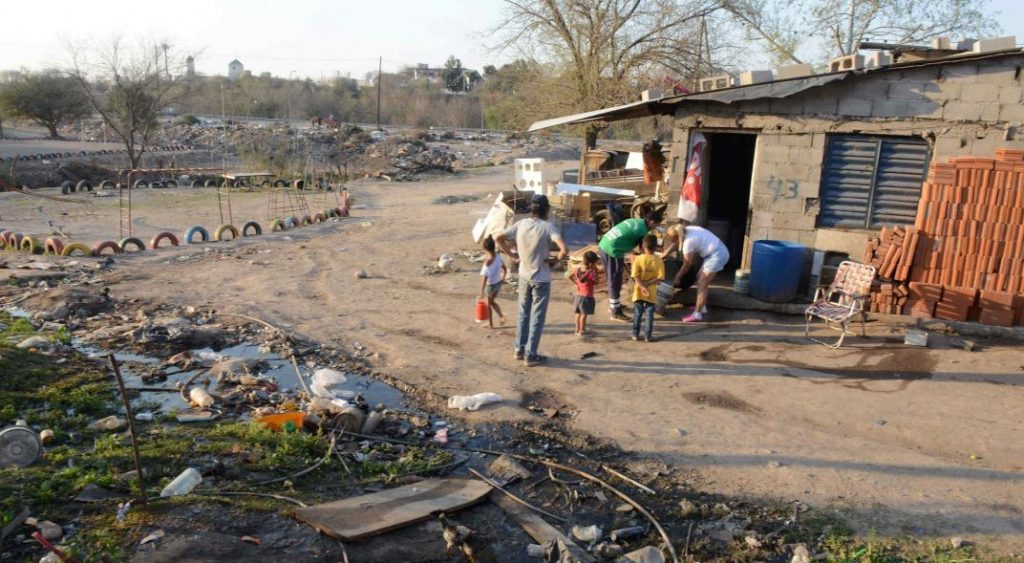 Los planes sociales atenuaron levemente la pobreza en Córdoba