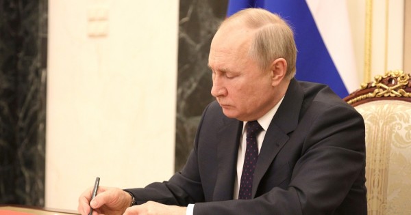 Putin exige el pago en rublos en las transacciones de gas