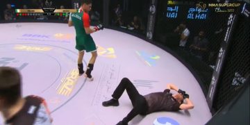 Un árbitro de artes marciales mixtas recibió una terrible patada en la cara y quedó noqueado