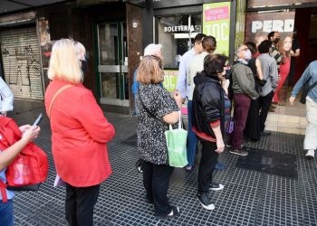 Los restos de Pinti fueron despedidos en el Multiteatro de calle Corrientes
