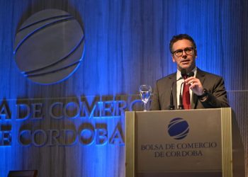 Sandleris dijo que el acuerdo con el FMI «evita el caos»