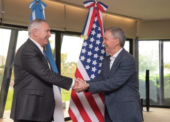 El embajador estadounidense se reunió con el Gobernador