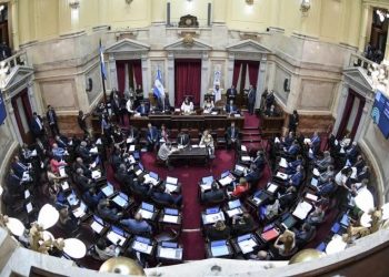 Con el oficialismo dividido, el  Senado tratará mañana el acuerdo con el Fondo Monetario