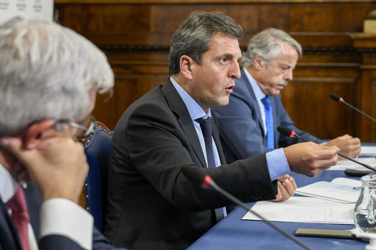 Diputados le aceptará hoy la renuncia a Massa y jurará su reemplazante en la presidencia de la Cámara