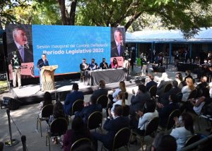 Llaryora se recuesta en la gestión para buscar su proyección a nivel provincial