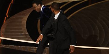 Los Oscar se cargaron de tensión tras el golpe que le dio Will Smith a Chris Rock