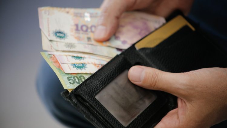 El próximo aumento del Salario Mínimo partiría de una base del 40%