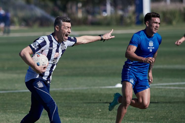 Pedro Caixinha: “Mientras esté acá voy a ser un hincha más”