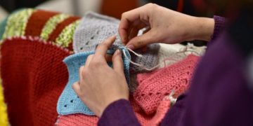 El Defensor inicia la sexta edición de la campaña de tejido solidario