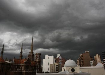 Agosto se despide con la tormenta de Santa Rosa