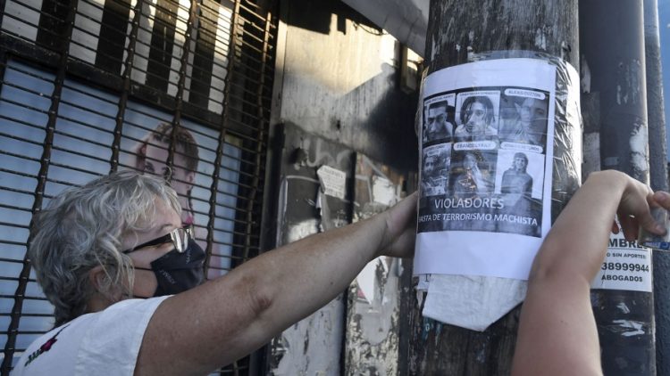 Hallaron restos de drogas en la sangre de los seis detenidos por la violación en Palermo