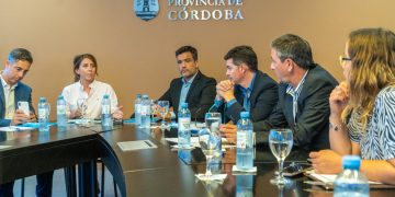 Municipios firmaron un acuerdo por el plan «10 Mil Viviendas»