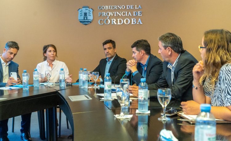 La ministra de Desarrollo se reunió con Intendentes de toda la provincia.
