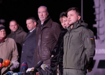 Tras el rechazo de la OTAN, Zelenski pide a EEUU una zona de exclusión aérea