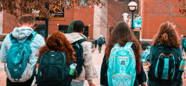 En manada (sobre la Educación Sexual Integral, la ESI)