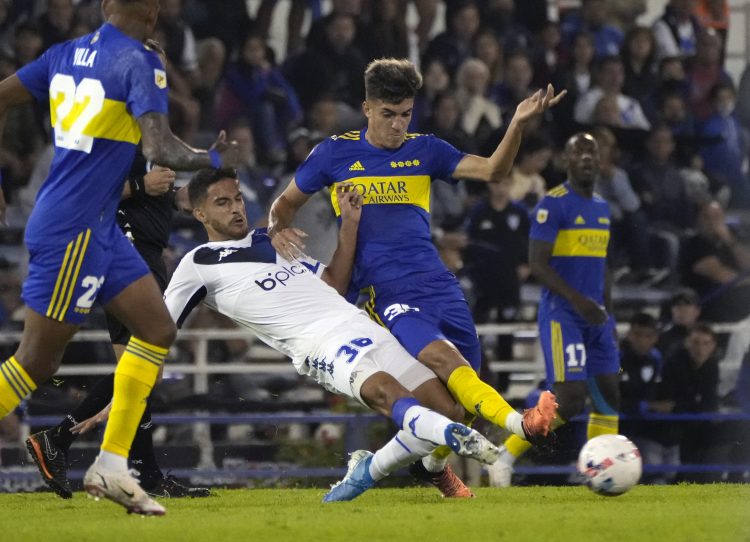 Vélez y Boca igualaron sin goles en Liniers