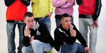 El líder de Wachiturros confirmó que Lacoste les pagó para que cumplan un insólito pedido