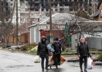 Ucrania reabre corredores humanitarios luego de haber sido cerrarlos por ataques rusos