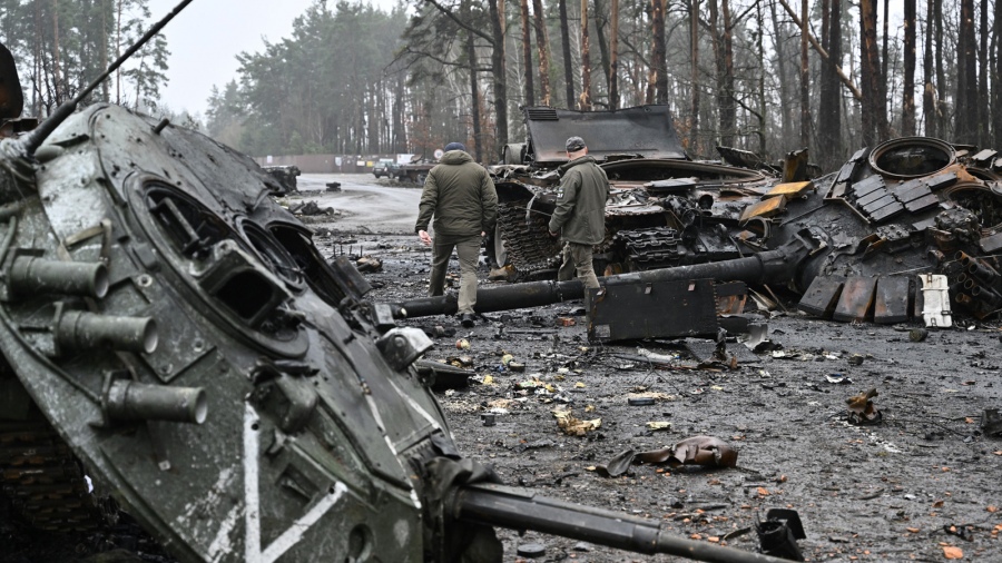 Rusia ataca otra fábrica militar en Kiev y Ucrania insiste en pedir armas "para acortar la guerra"