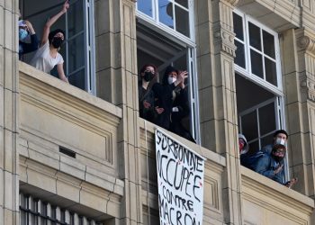 «Ni Macron ni Le Pen», los estudiantes franceses ocuparon las universidades de París