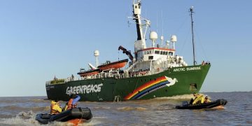 Greenpeace: la pesca desregulada en el océano Atlántico impide que los ecosistemas «se recuperen»