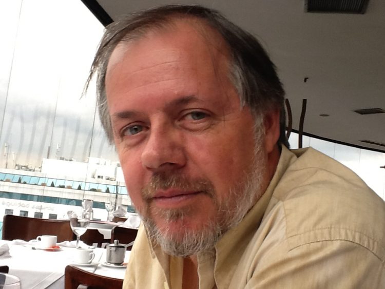 'Cuesta colorada' el nuevo libro de Marcelo Casarin