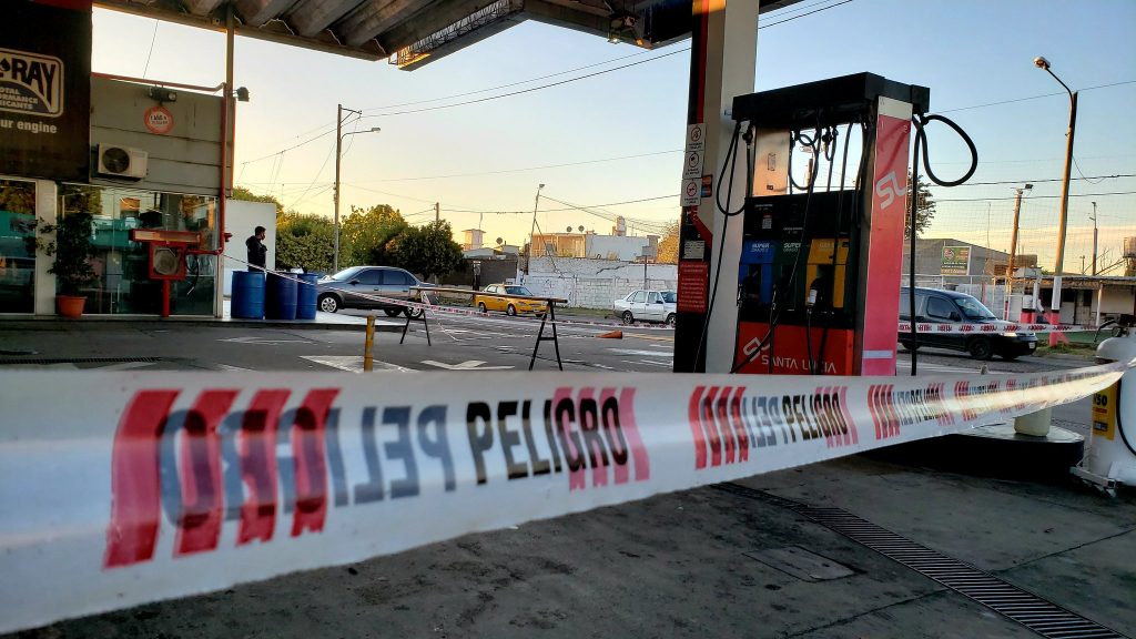 Asesinaron de un balazo a un playero en una estación de servicio