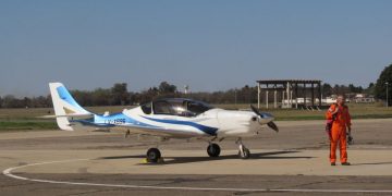 Fadea presentó su nuevo avión de entrenamiento IA-100 Malvina