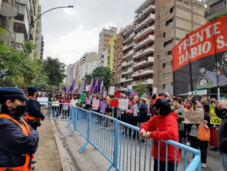 Instan a buscar un equilibrio durante las manifestaciones en la vía pública