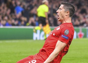 Lewandowski recibió una oferta de ocho millones de euros por año del Barcelona