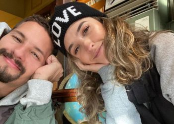 Mau y Sara Escobar anunciaron que están esperando un hijo