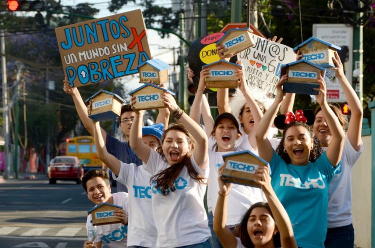 La ONG “Techo” abrió su inscripción para el voluntariado de su colecta anual