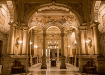 Boric nombró a dos mujeres a la vez como ministras del Tribunal Constitucional