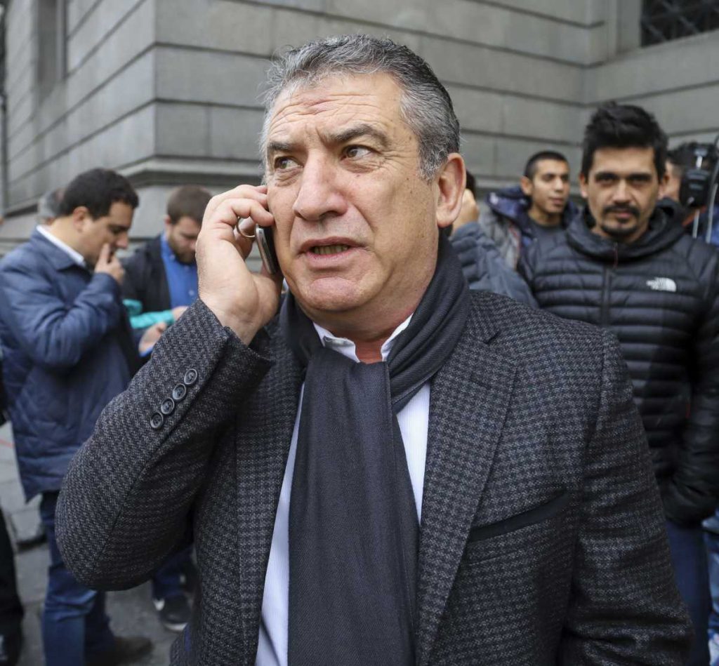 Fernández aceptó la renuncia del embajador Urribarri, condenado por corrupción