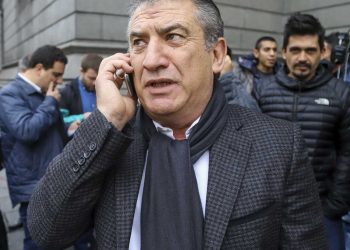 Fernández aceptó la renuncia del embajador Urribarri, condenado por corrupción