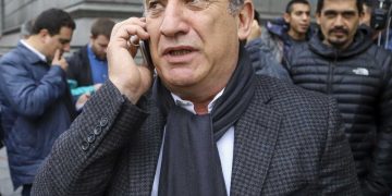 Fernández aceptó la renuncia del embajador Urribarri, condenado por corrupción