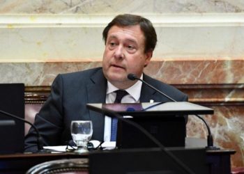 Otro aliado del FdT propone ampliar la Corte a 16 jueces