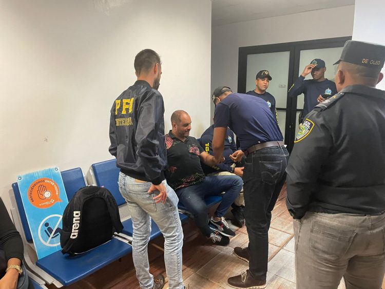 Cositorto llega a la Argentina tras ser extraditado y será trasladado al penal de Bouwer