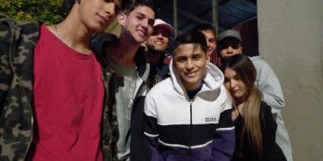 Fue dado de alta Ezequiel, el chico que cayó 7 metros por el túnel de Plaza España