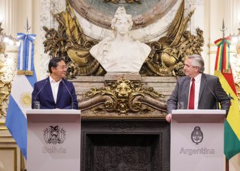 Bolivia garantiza la provisión de gas al país para el invierno